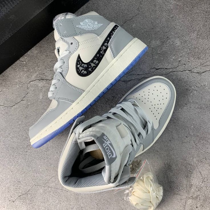 Dior x Air Jordan 1 High