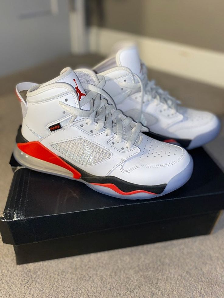 Nike Air Jordan Mars 270 ‘Fire Red’⠀⠀⠀⠀⠀⠀⠀⠀⠀⠀⠀⠀⠀⠀⠀⠀