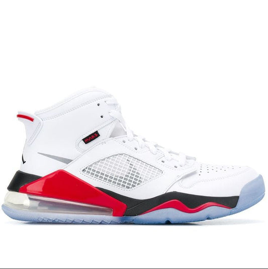 Nike Air Jordan Mars 270 ‘Fire Red’⠀⠀⠀⠀⠀⠀⠀⠀⠀⠀⠀⠀⠀⠀⠀⠀