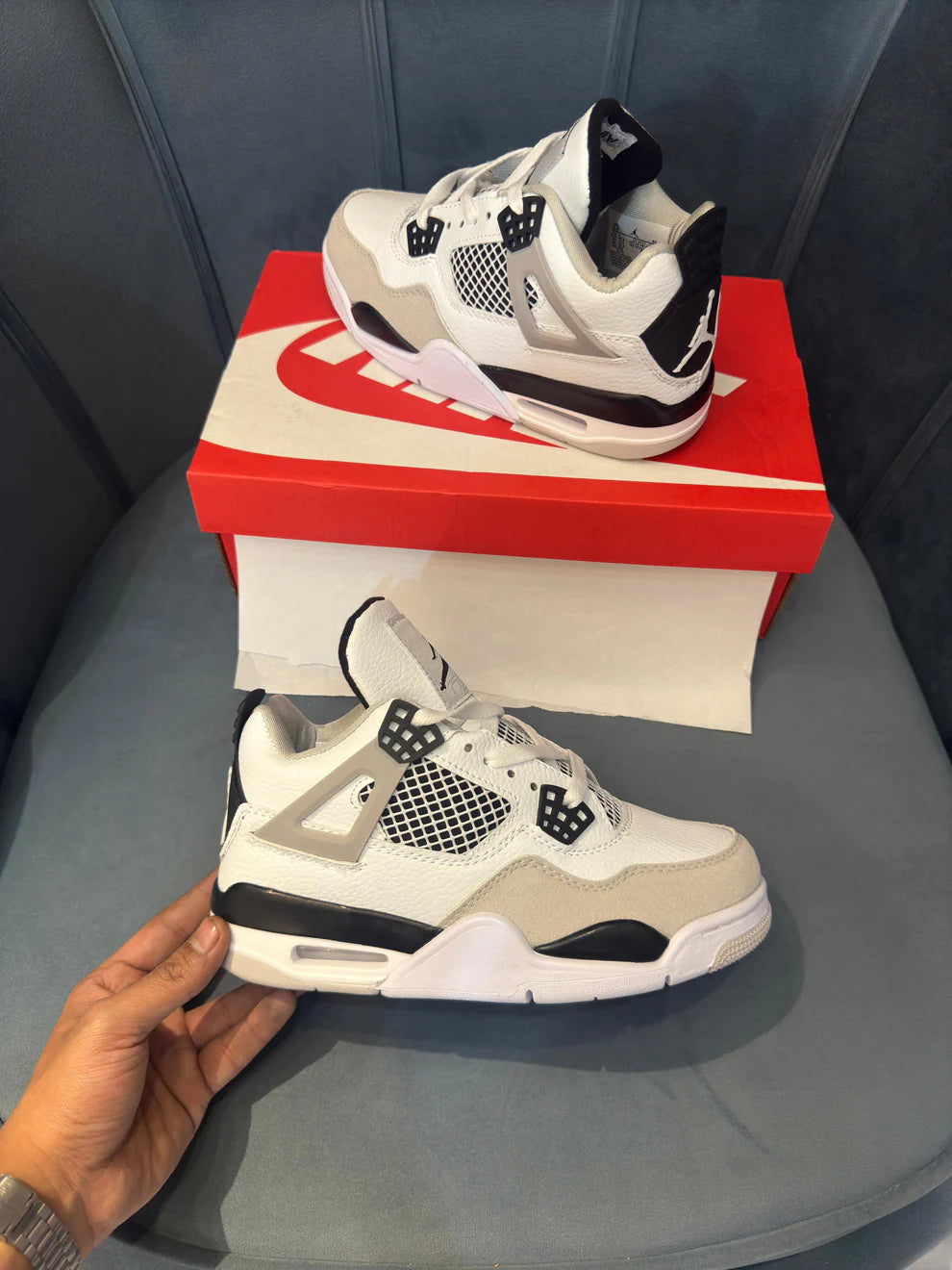 JORDAN 4 ''MILITARY BLACK''