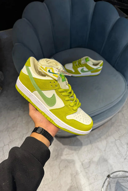 NIKE '' SB GREEN APPLE''