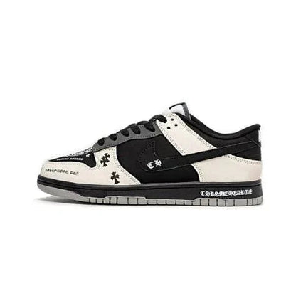 NIKE “SB DUNK CHROME HEARTS”