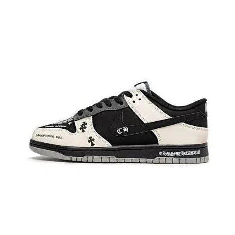 NIKE “SB DUNK CHROME HEARTS”