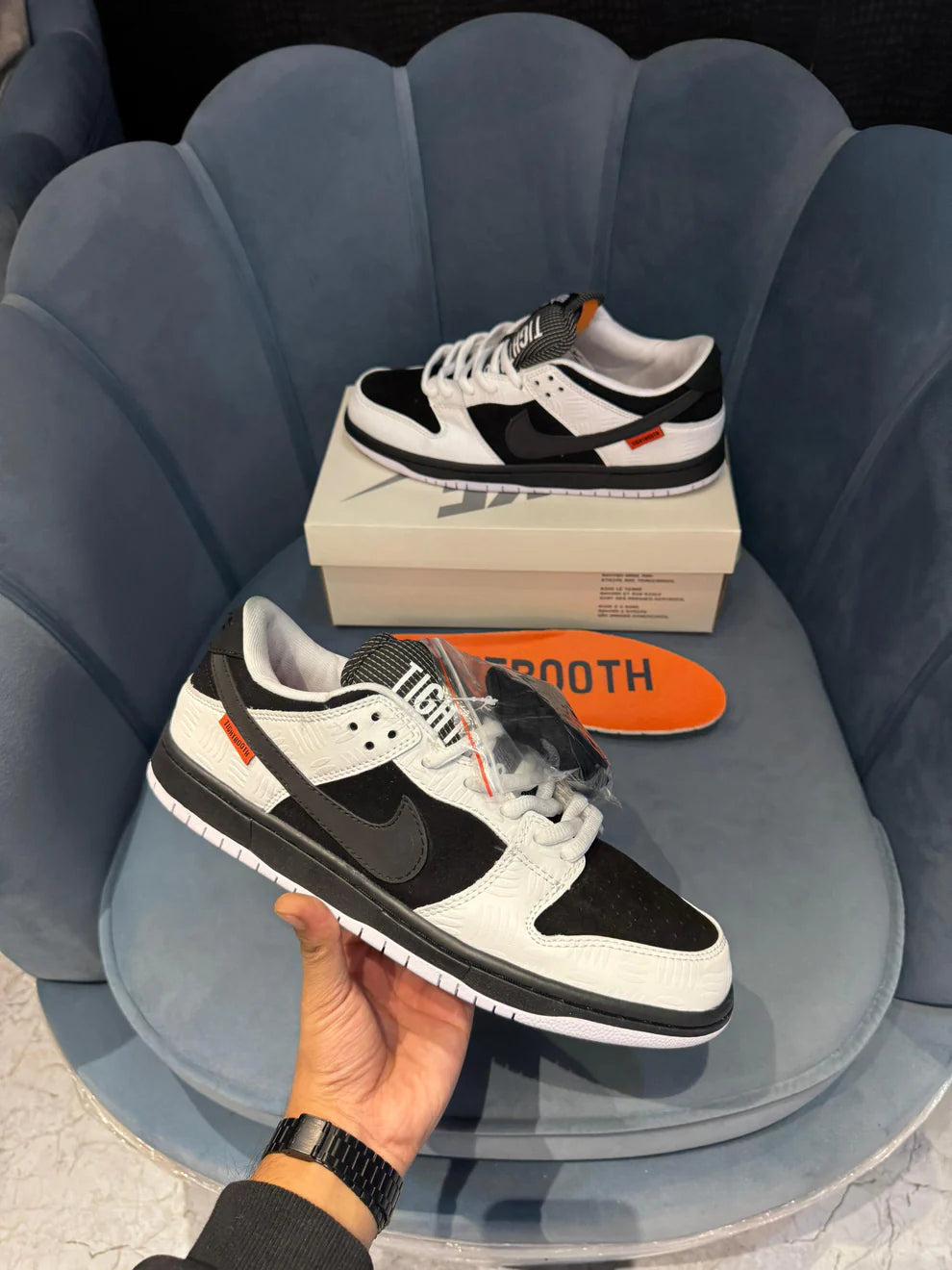 NIKE “SB DUNK TIGHTBOOTH”