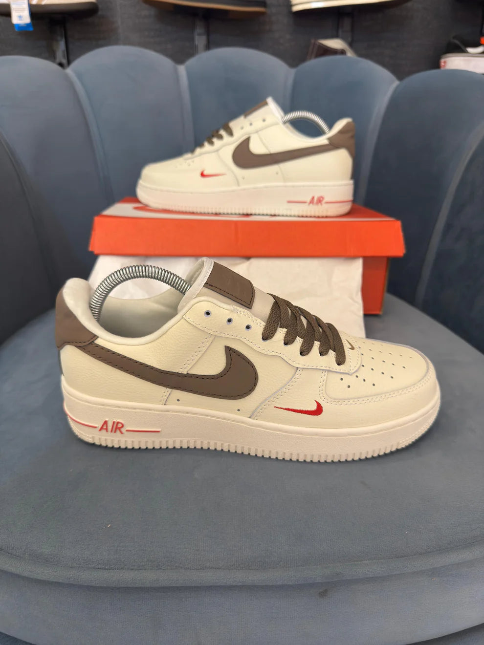 NIKE AIRFORCE1 “BROWN SWOOSH 07 LTD”