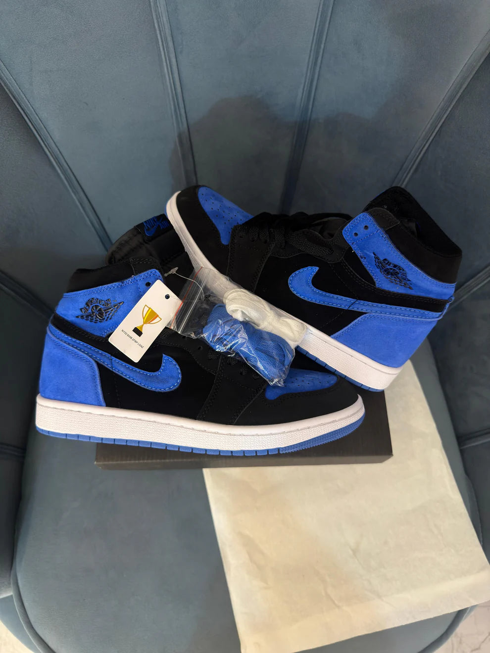 NIKE ''AIR JORDANS RETRO 1 HIGH ROYAL REIMAGINED''