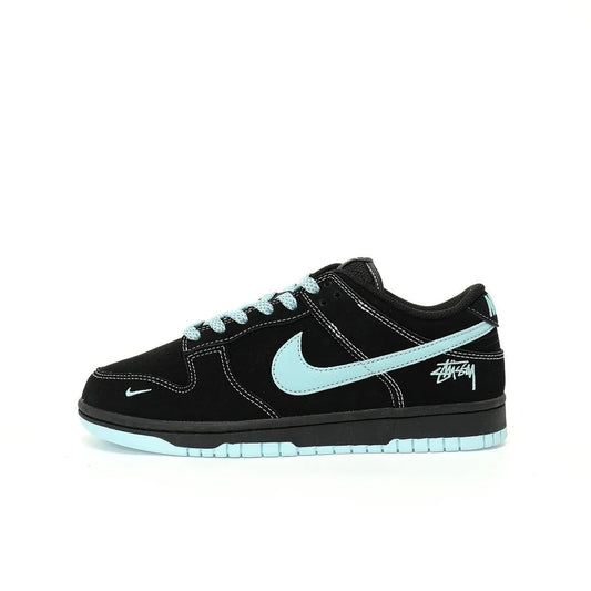 NIKE SB DUNK STUSSY BLACK WHITE