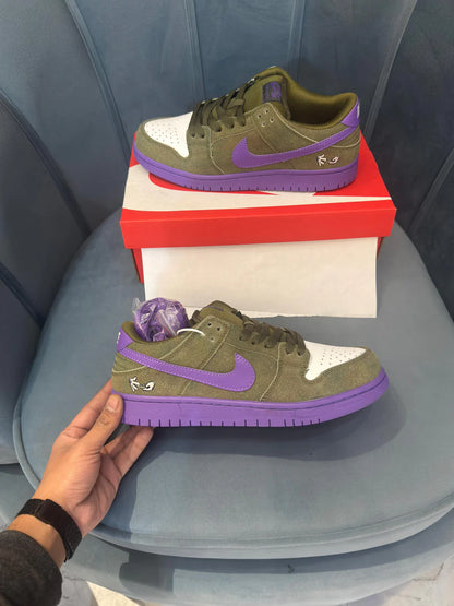 NIKE SB DUNK SNOOP DOGG