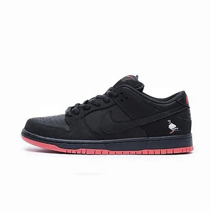 NIKE ''SB DUNK NYC PIGEON BLACK''