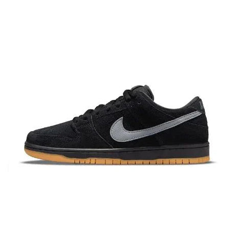NIKE SB DUNK LOW ''BLACK GUM''