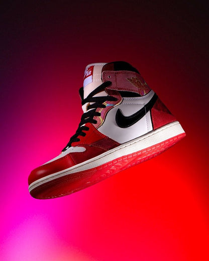 Air Jordan 1 High OG “Spider-Man: Across the Spider-Verse” Glow in Dark